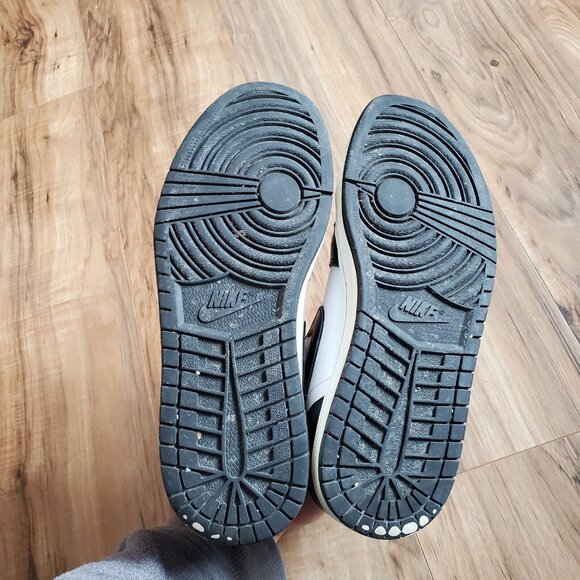 2014 Nike Jordan 1 High OG Black White size 11 us mens - Picture 6 of 9